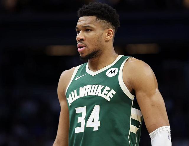 巴西男篮鏖战奇才，欧文惊艳世界