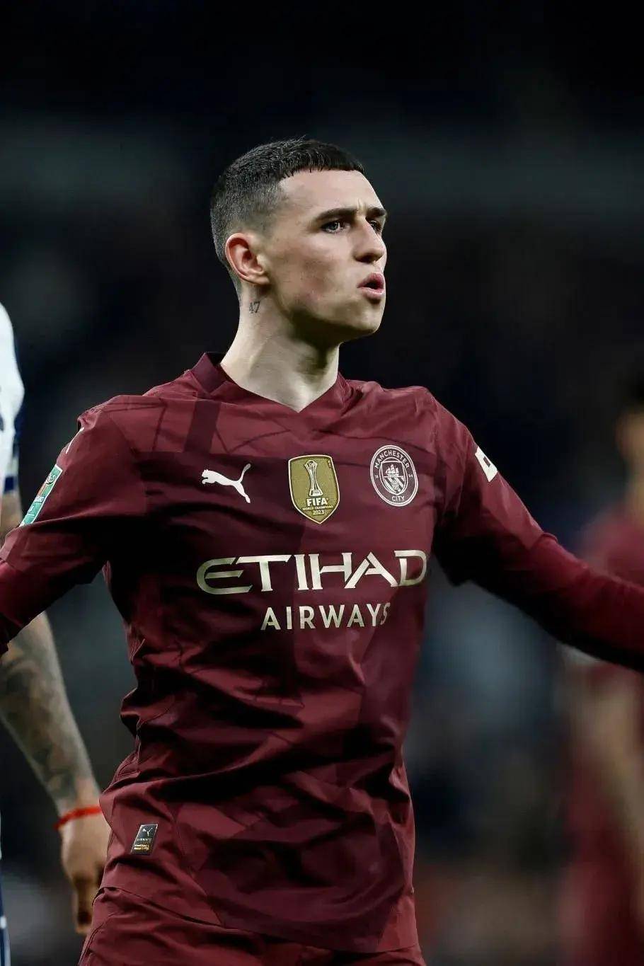 关于托特纳姆主场豪取三分！盛况空前，胜利高歌的信息