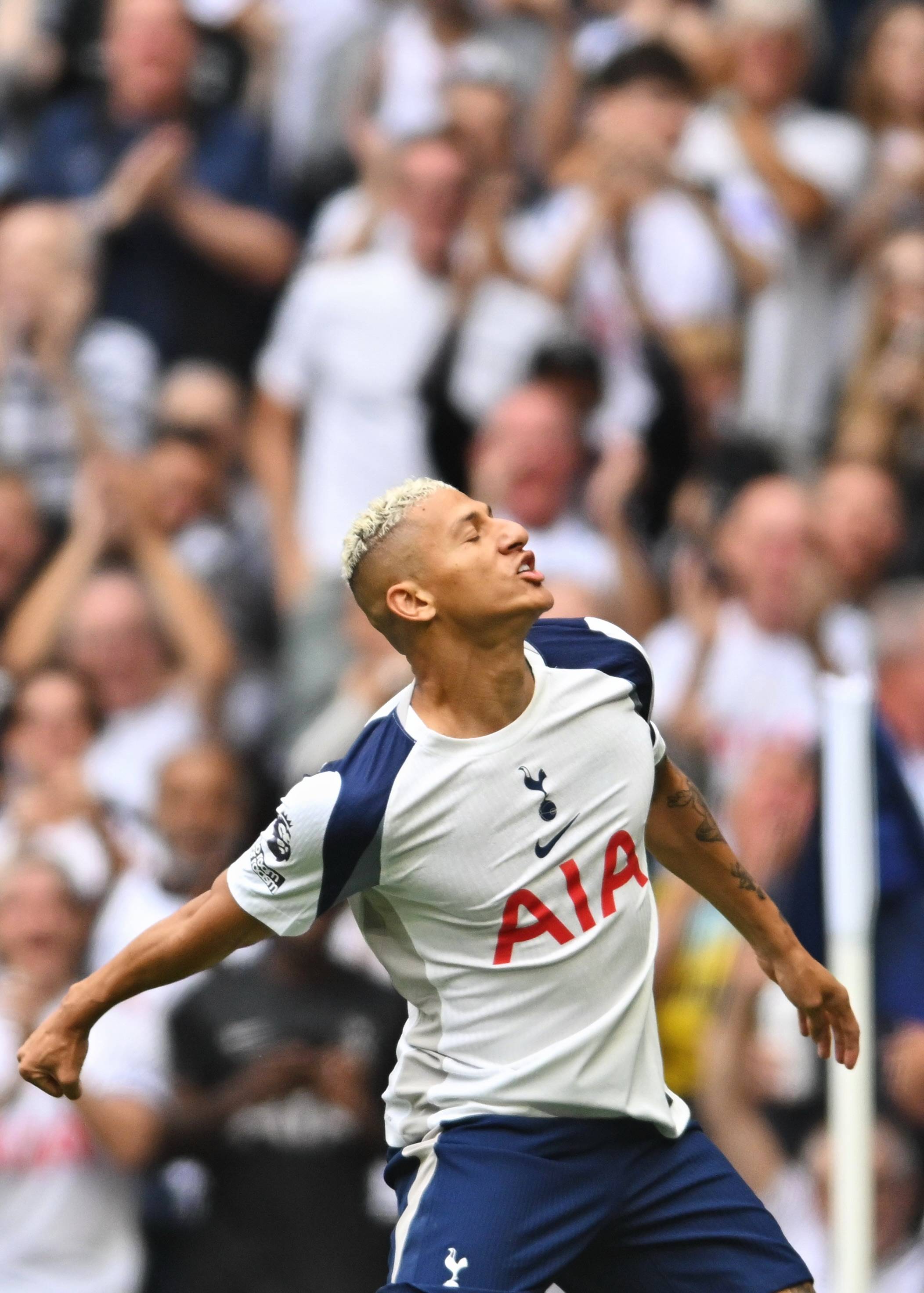 ac米兰下载-熱刺主場逆轉勝車路士，實現大逆轉