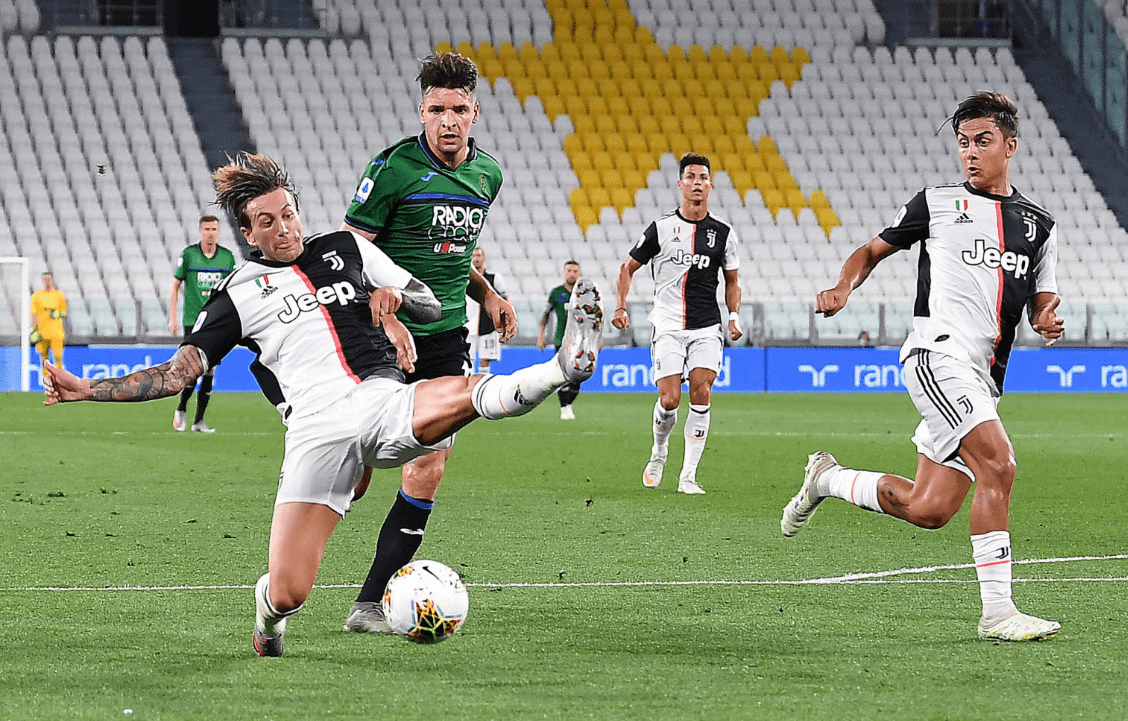 米兰体育官网-格拉纳达主场不敌对手，遭遇后劲