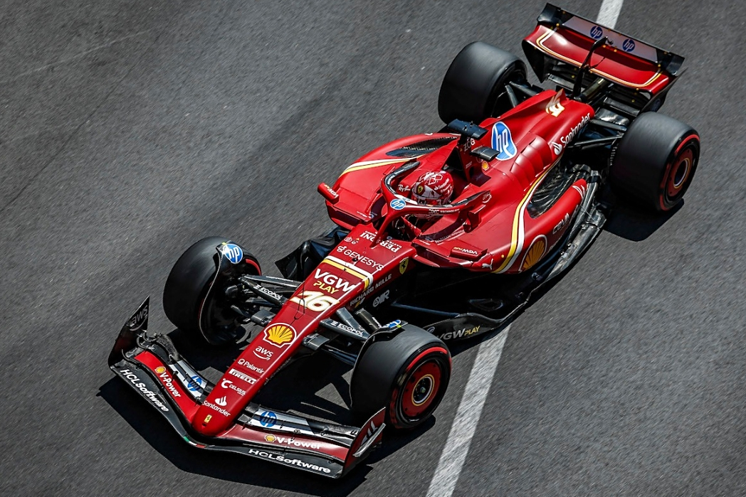 ac米兰体育官网-关于索伯车队险胜红牛二队，勒克莱尔高光表现的信息