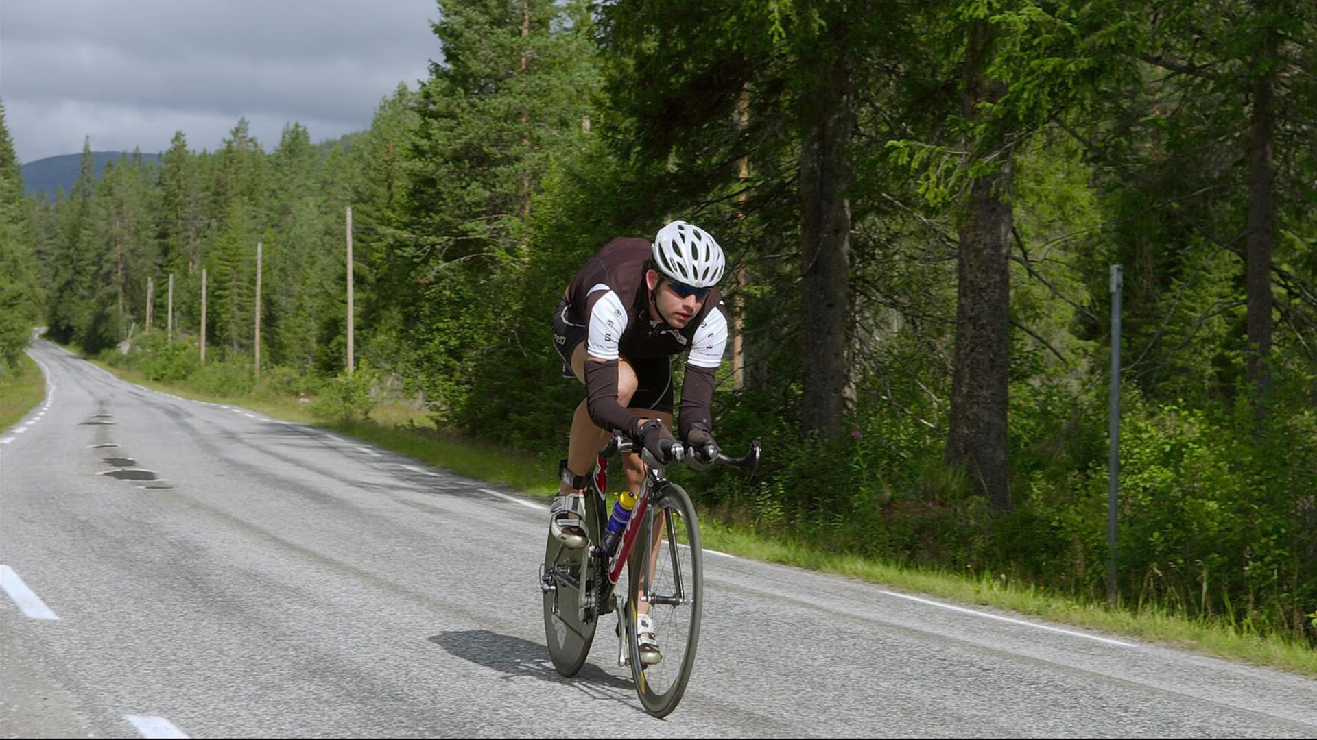 桑巴与斗牛士的绿茵博弈，奥纳纳压力下的涅槃时刻
